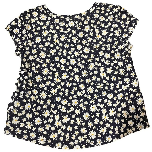 12-18 Months Old Navy 90s Inspired Daisy Floral Short SleeveTee - Picture 2 of 3